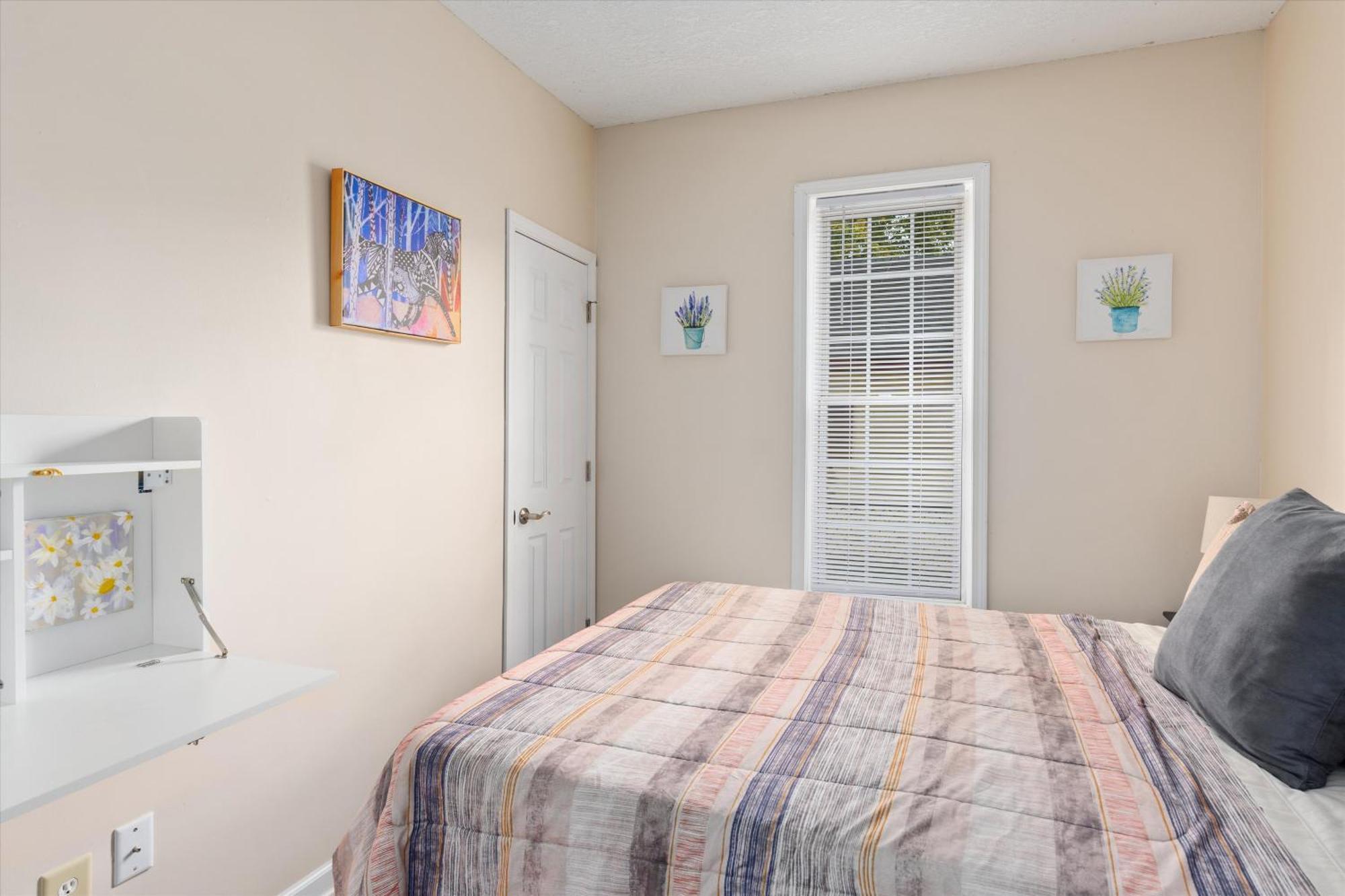 Tulip House - Quiet Home 10 Minutes From Downtown مينيابولس، مينيسوتا المظهر الخارجي الصورة